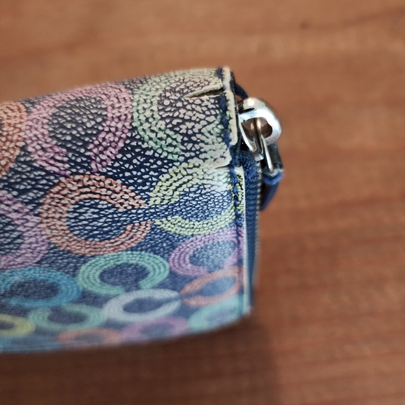 Coach Zip Wallet - Picture 5 of 12